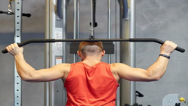 Lat Pulldown for Strong Back