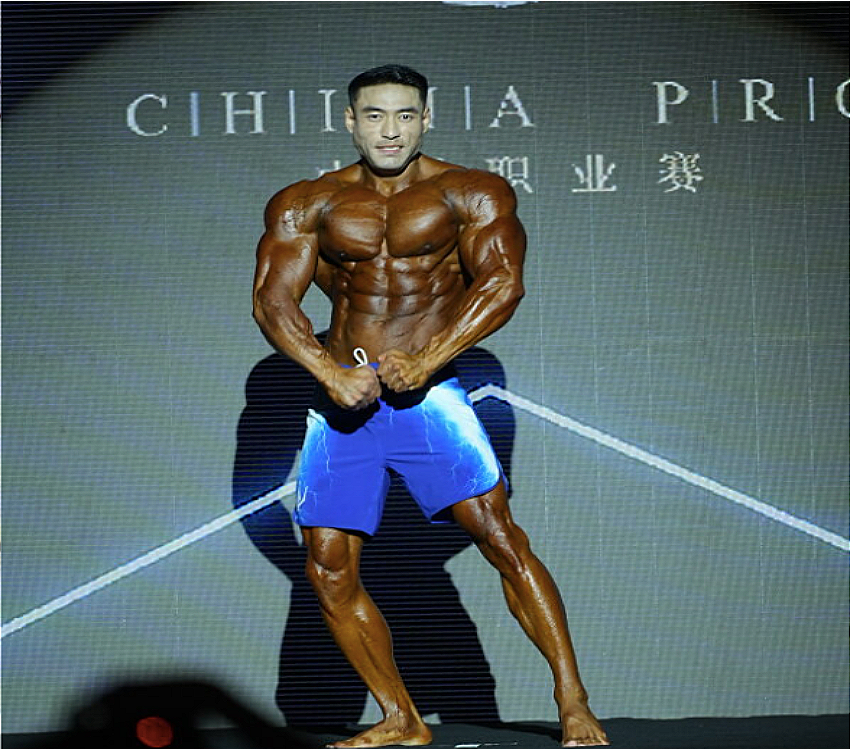 Mens-Physique-winner Gantulga-Altankhuyag