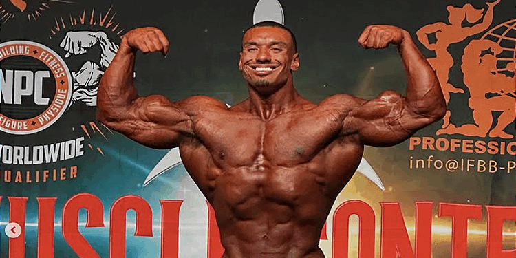 Larry Wheels Earns IFBB Pro Card With Classic Physique Win at 2025 Musclecontest Bullman Pro