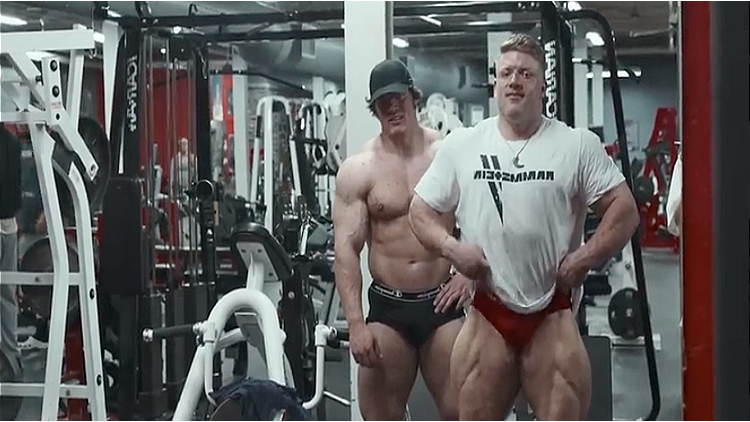 Sam Sulek Links Up with Urs Kalecinski for Intense Back Training and Posing Session