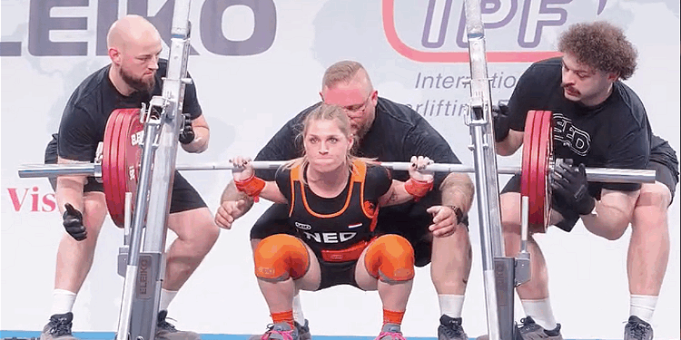 Dutch Powerlifter Pleun Dekkers Sets New 52KG Squat Record at 2025 IPF Classic Championships