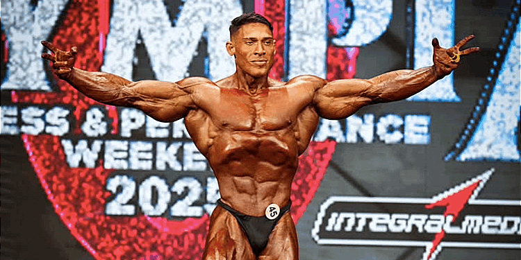 Ramon “Dino” Queiroz Wins the 2025 Classic Physique Mr. Olympia