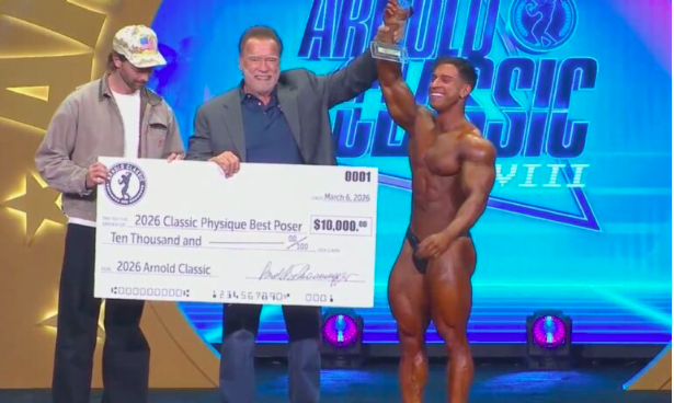 Andrea Mammoli Wins The $10,000 Ed Corney Best Poser Award